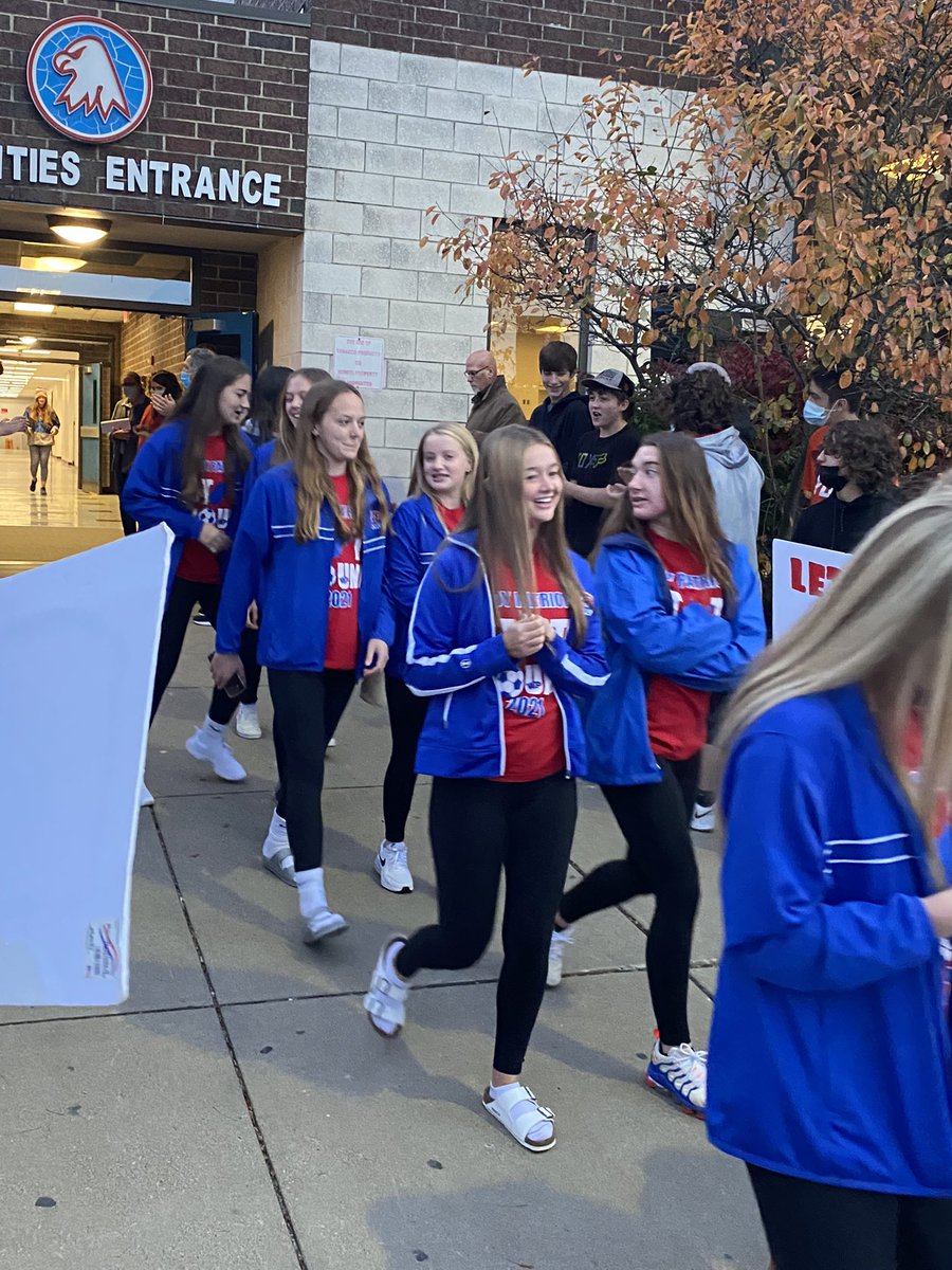 OhioCounty1's tweet photo. Good luck to the Wheeling Park Girls Soccer Team!!! The Patriots are headed to Beckley determined to bring home a second consecutive State Championship!!!
#experienceTHEPARK
#TogetherWeAchieve https://t.co/of5AGLzCGx