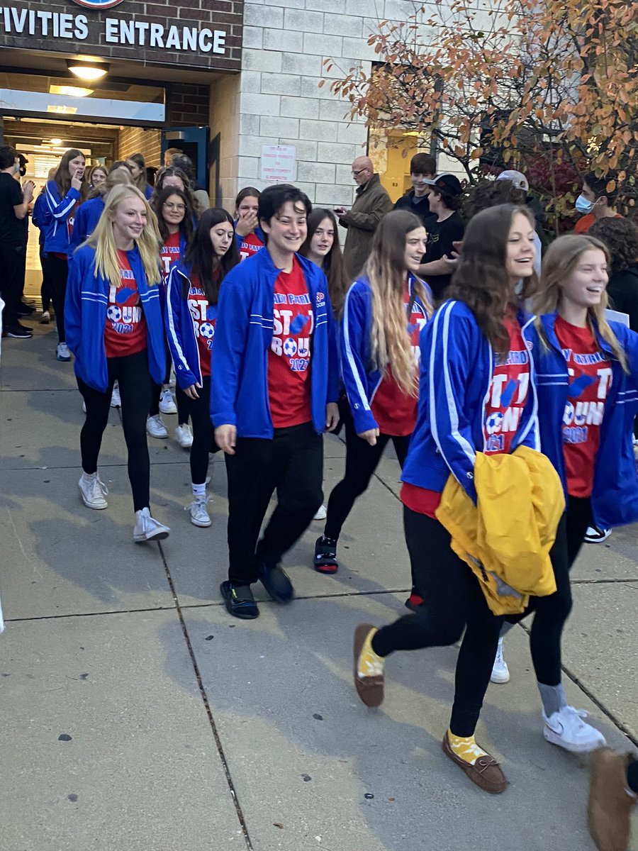 OhioCounty1's tweet photo. Good luck to the Wheeling Park Girls Soccer Team!!! The Patriots are headed to Beckley determined to bring home a second consecutive State Championship!!!
#experienceTHEPARK
#TogetherWeAchieve https://t.co/of5AGLzCGx