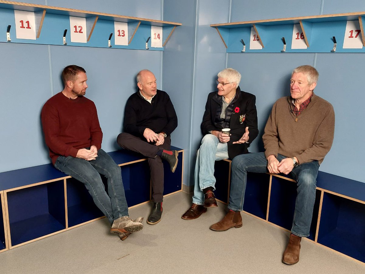 FoundationatRP's tweet photo. Absolute pleasure having these legends down at Raeburn Place today for @S4C filming.  @ThePlace_RP @EdinburghAccies @Scotlandteam @TeamWales @TheGreatGameDoc https://t.co/J7UeBIDNOc