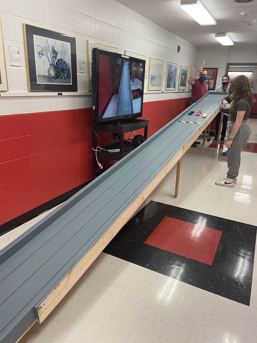 GranatoTMS's tweet photo. Handmade speedway at TMS! Shout Out to Mr. Ten Eyck and grade 8 students who made cars from scratch in woodworking/shop class. https://t.co/obuXcYRcFS