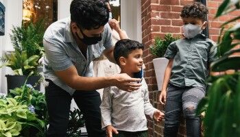 TulaneSPHTM's tweet photo. The impact of health disparities on Black & Hispanic people in New Orleans reflects a 400-year reality we have failed to change. Don't forget to submit your #HealthEquity innovations by the end of the week to help us right systemic wrongs! https://t.co/dANysmh4Ax #JNJPartner https://t.co/g7oUiWRFxj