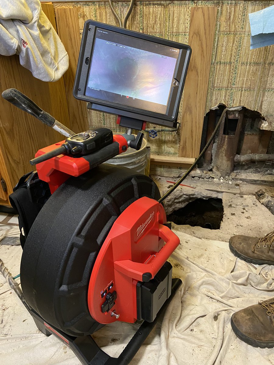 Scarpignatoplum's tweet photo. @MilwaukeeTool 120’ mini ….. love this camera… waited almost  a year…
 I don’t think my old heavy 200’ is getting to a sewer lateral inspection any time soon. @Scarpignatoplum https://t.co/PZHT8iXzAA
