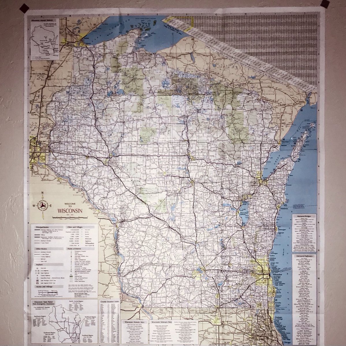 Christi18612352's tweet photo. Wisconsin map on the wall now to track Gregory Allen in Wisconsin next his movements in Minnesota , Michigan, Illinois, Alabama, Georgia, North Carolina & Texas. #GregoryAllenIsTheKey #MakingaMurderer @TManitowoc @ZellnerLaw @JButing @SDrizin https://t.co/k8wjwVlkT3