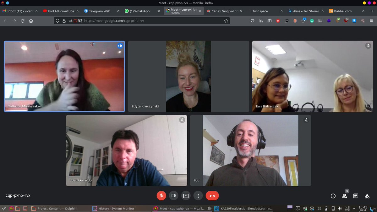 InstitutAbastos's tweet photo. Hoy nos hemos reunido con las escuelas Røyken videregående , Eckener Flensburg y Zespół Ekonomicznych w Starogardzie Gdańskim para reanudar el proyecto #ForLAB. El alumnado debe trabajar para preparar el material necesario para la semana de actividades en Røyken videregående https://t.co/S3nYtbYE5P