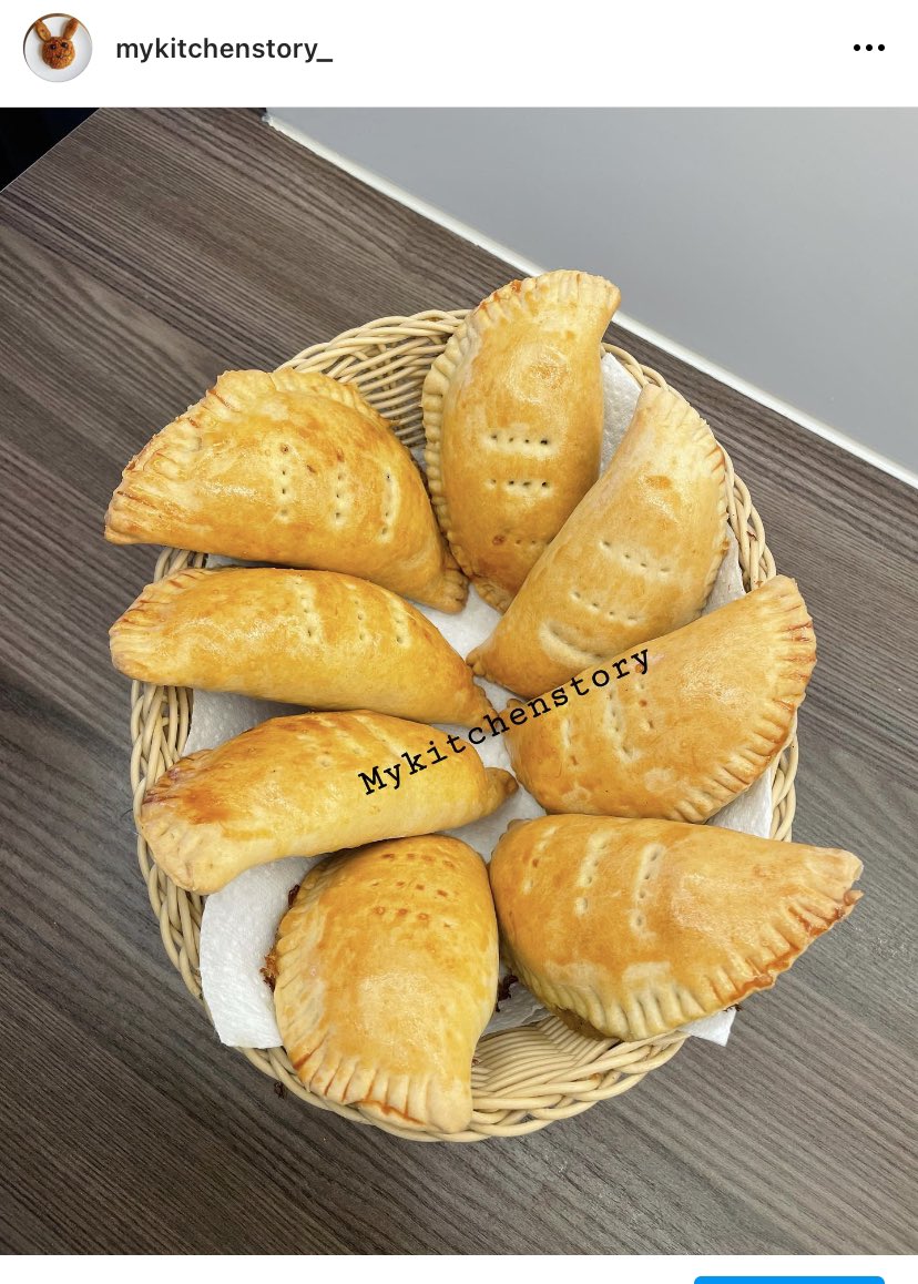 Tem_unusual's tweet photo. Bringing this yummy meat pie to your timeline 😍😍😋😋😋 #mykitchenstory https://t.co/fxEup3CIBR