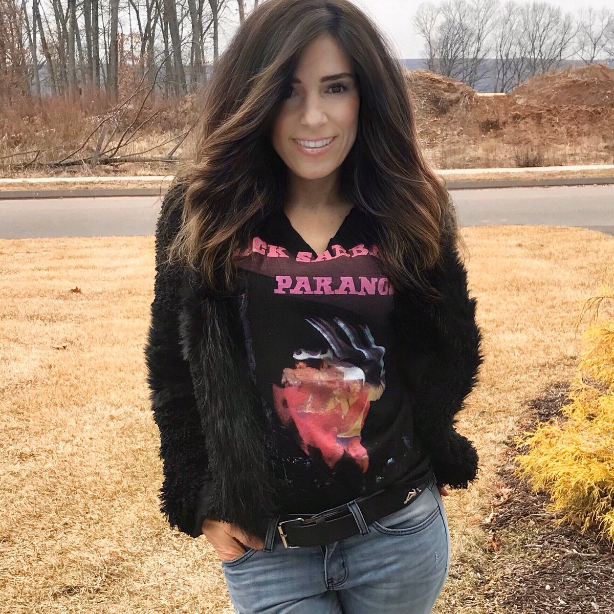 ClaudiaComedy's tweet photo. Sometimes fairies wear boots & sometimes they wear faux fur jackets. But you don’t have to wear anything when you listen to me on @MonstersOfRock @dash_radio Tune in now—it’s free!! #MusicTeeOfTheWeek #blacksabbath #ozzy #paranoid #Tbt https://t.co/C6zJ2SDuAb