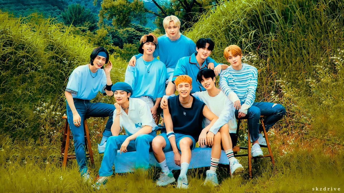 RT + Reply with: I vote for #MAMAVOTE #StrayKids