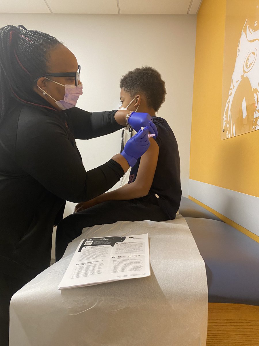 doccrearperry's tweet photo. Two Important Updates: 1) @UNFPA is in excellent hands once again with @Atayeshe 👏🏽👏🏽👏🏽and 2) the Caboose is #BLACCINATED!! 👏🏽👏🏽👏🏽💃🏽💃🏽💃🏽Thank you @DrKofiEssel 🖤🖤🖤 https://t.co/8kiJ4N5pVa