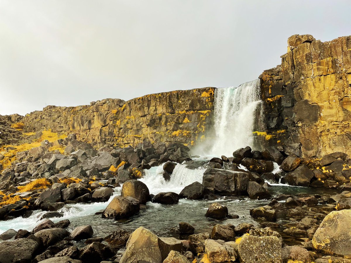 uxianv_99's tweet photo. Algunas fotitos chulas de Islandia 🇮🇸🇮🇸🇮🇸Que locura de lugar https://t.co/mdajHK50Vz