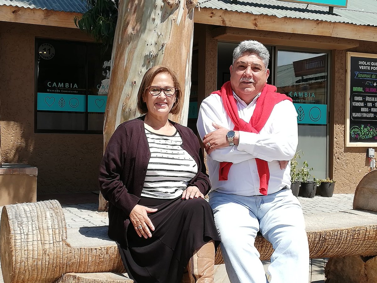 _SincroniaCiuda's tweet photo. Junto a este gran dirigente rural #JaimeCastillo que en esta elección va de candidato a CORE por #Elqui 💪💪 https://t.co/jO12x7Lerx