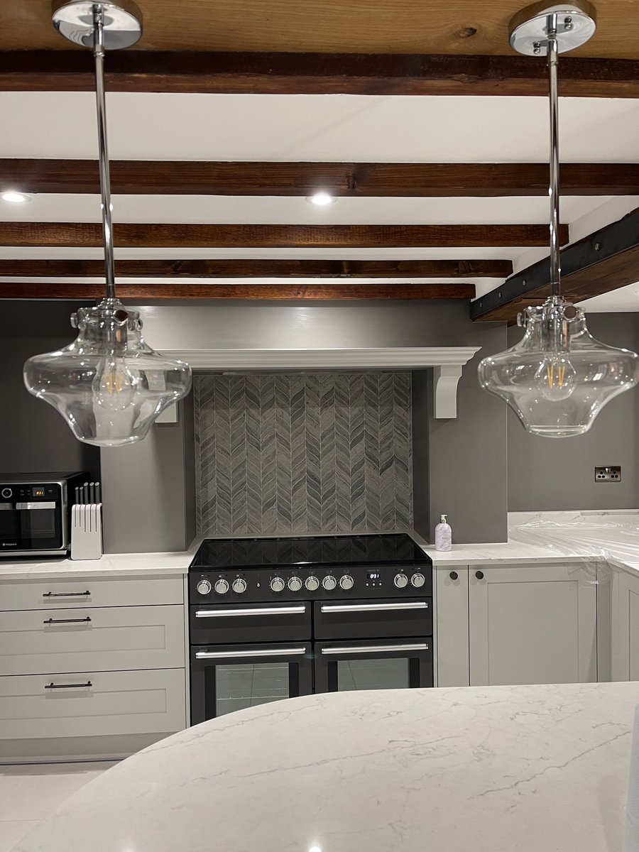 colourcraftsw's tweet image. Kitchens decorations are done ✅ 
#colourcractdecorators #interiordecor #kitchendecor #farrowandball @FarrowandBall