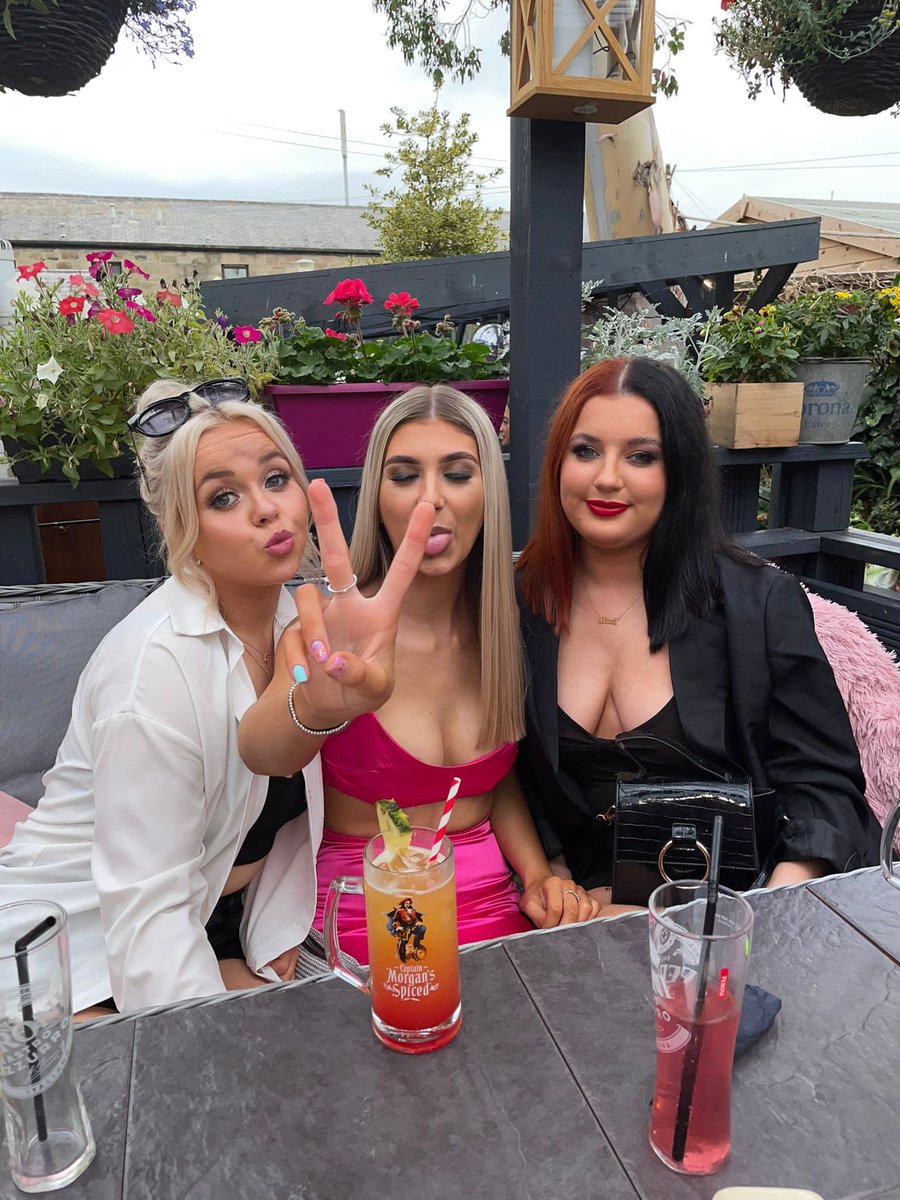 Happy Bday Rachh🤪 hope you have the best day🥰 love ya 😘 <a href="/Rachelwhite1Xx/">Rachel</a>