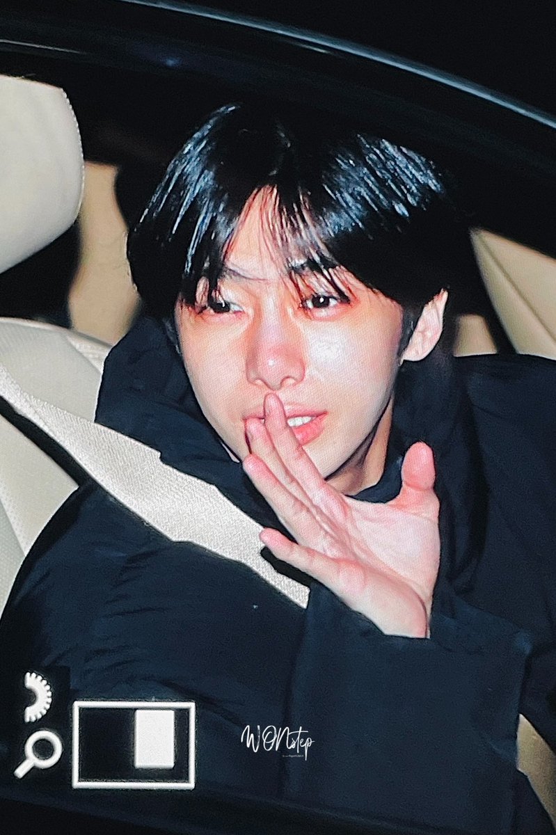 WONstep_115's tweet photo. 211104 아이돌라디오 퇴근

고생했당!!👋🏻

#형원 #HYUNGWON 
#몬스타엑스 #MONSTAX                   
@OfficialMonstaX https://t.co/CrdcMT4xoQ