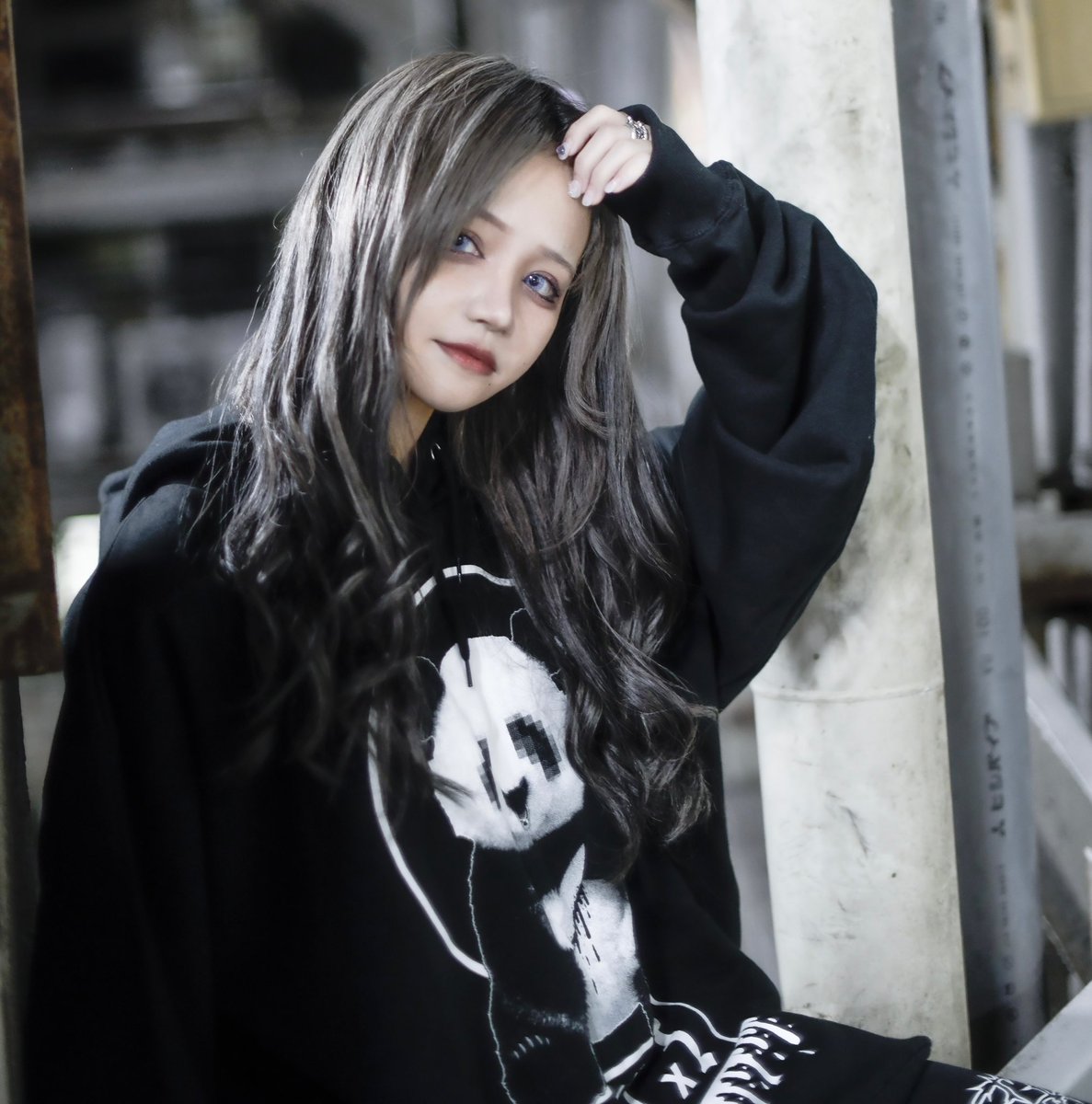 DVT_official's tweet photo. 「Murder panda」パーカー

明日SHIBUYA duo
先行販売開始
10オンス裏毛BIGパーカー
DVT人気デザインを前面に落とし込んだポケットレス仕様

2カラー展開
・ブラック×ホワイトパンダ
・ブラック×レッドパンダ

ユニセックス
ルーズシルエット
着丈77身幅66

特別価格¥6500+tax
（イベントは税込¥6500) https://t.co/BSRlneWbqK
