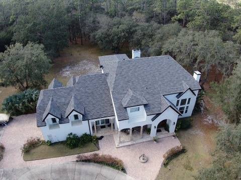 CRSLLC01's tweet photo. Check out this beautiful roof system our Orlando, FL #CertifiedTeam recently installed!🤩 This is GAF"s Slateline™ shingles, featuring bold shadow lines and tapered cut-outs to create the appearance of slate at only a fraction of the cost of traditional slate.
#mygafroof https://t.co/Z9CgIUackL