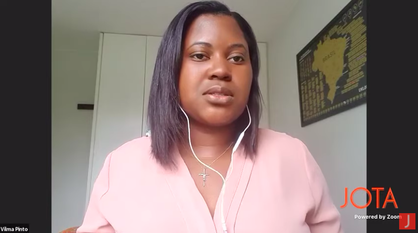 JotaInfo's tweet image. Vilma Pinto, diretora da Instituição Fiscal Independente, inicia o webinar: 'o debate sobre como avançar tem que estar pautado em diagnósticos do passado mas também nas mudanças que estão ocorrendo na economia atualmente, tecnológicas'. Acompanhe: bit.ly/2ZZBqs1