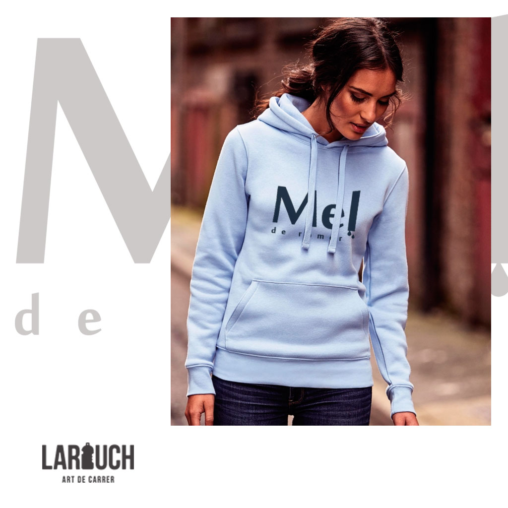 Larouchart's tweet photo. Dessuadores originals per un hivern diferent. Abrigueu-se que ve fresqueta!! #Dessuadores #Suaora #Larouch #ArtDeCarrer #AixòÉsAixina #MelDeRomer #SeràPrecís #Rebonica #Comboi #Moatros https://t.co/lDWkAqSl7N