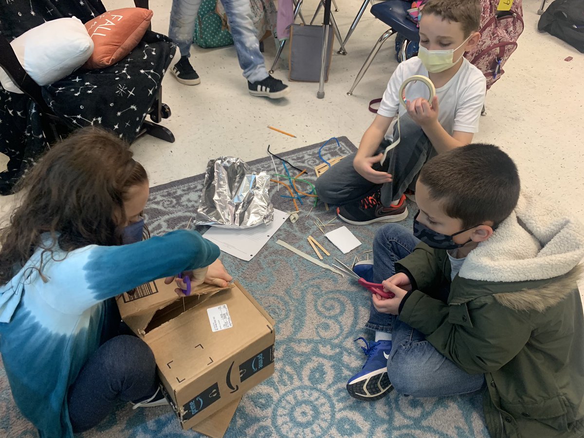 Mrs. Schechter tweet media