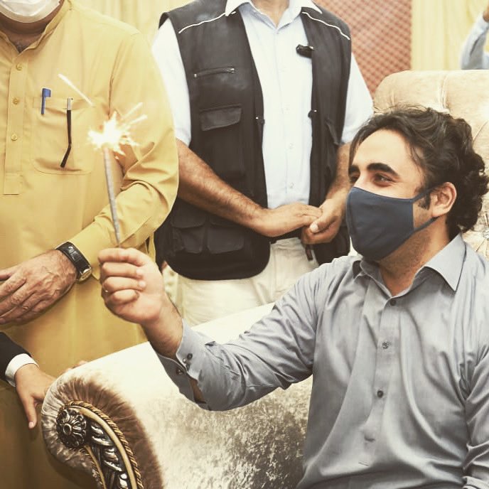 BBhuttoZardari's tweet photo. Was a great pleasure joining our Hindu community in their #Diwali celebrations today in Larkano. https://t.co/uosZ8jnkx6