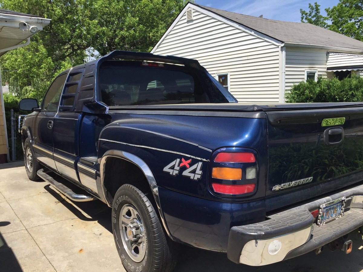 ProfNichols's tweet photo. Growing up my dad, a #GM line worker, bought a new GM car nearly every other year. Traded in. Not kidding. He kept the Chevy trucks longer. Always American. Always kept clean & church ready. @alzassociation #EndAlz #stilldaddy https://t.co/cT1JvyEarK