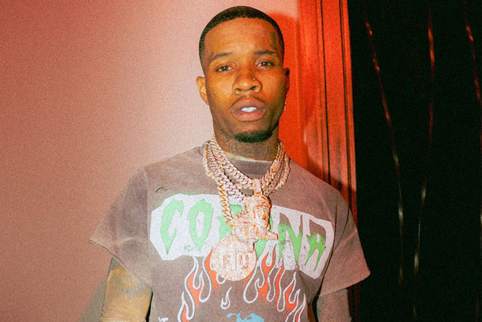 Raptologynews's tweet image. Tory Lanez’s felony assault case will proceed after he failed to reach a plea deal.

Despite attempts to resolve the case, the Canadian rapper will head to court to face live testimony next month alleging he shot Megan Thee Stallion.  #MeganTheeStallio

raptology.com/news/tory-lane…