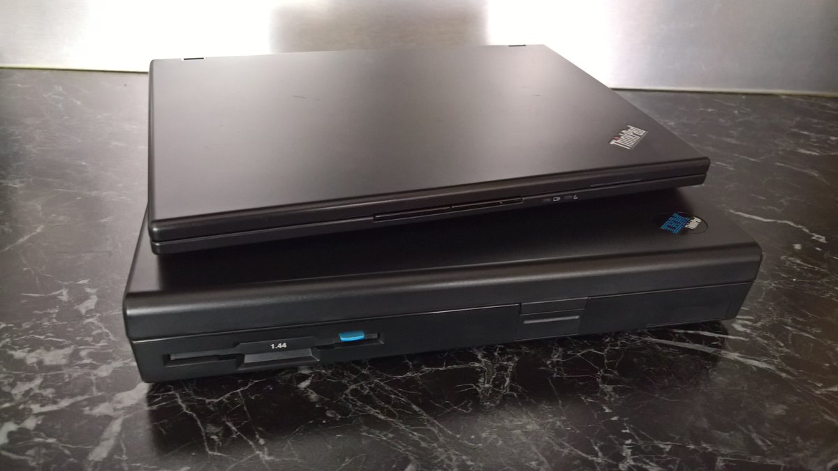 WZorNET's tweet photo. 💻@LenovoThinkPad X100e <-> #ThinkPad x201 https://t.co/esPb8CwnWt <-> #IBMThinkPad 340 https://t.co/8hiBMjK8Sl
#ThinkPadThursday🍒
🔴#TrackPointCaps https://t.co/Z0LBEcy9g4