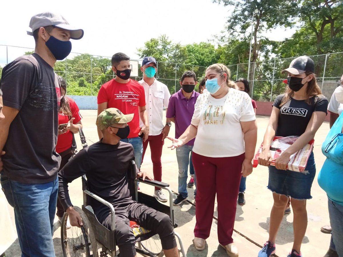 alcaldiadeortiz's tweet photo. #Enterate || Se inicia rehabilitación del Consultorio Popular y Cancha de Usos Múltiples en comunidad de Tiguigue. La profesora Ana Ospino al frente de los trabajos @josemvasquez @SomosGuarico @Gob_Guarico @El_Nacional2 @laantenaoficial @DiGasGuarico @PsuvGuarico https://t.co/Ng5xW60ARg
