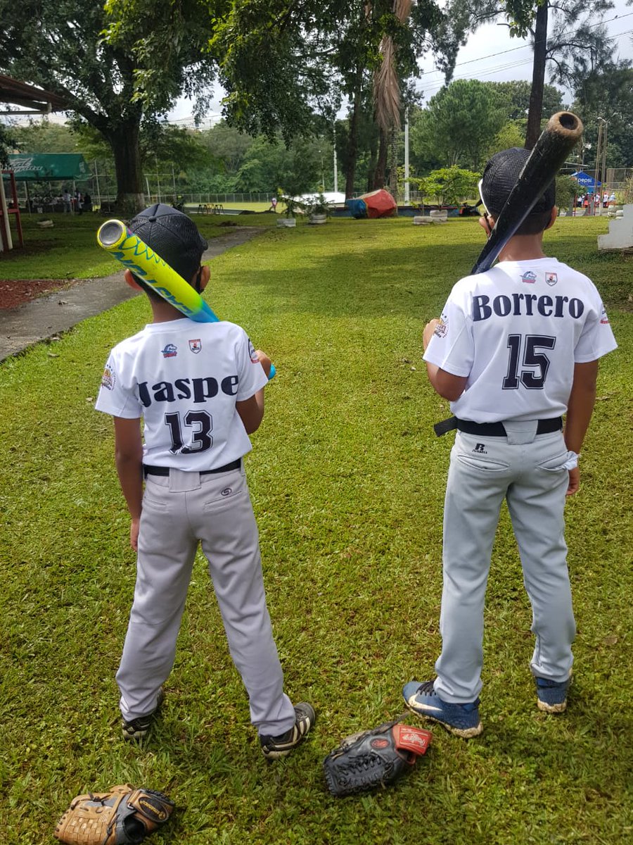 njaspe13's tweet photo. Yamal Barrero#15 y Santiago Jaspe #13 , dos niños Venezolanos representaran a Costa Rica en la categoria U. 10 🇻🇪🇨🇷💪🏽⚾ talento Venezolano https://t.co/JO36TJD2Ic