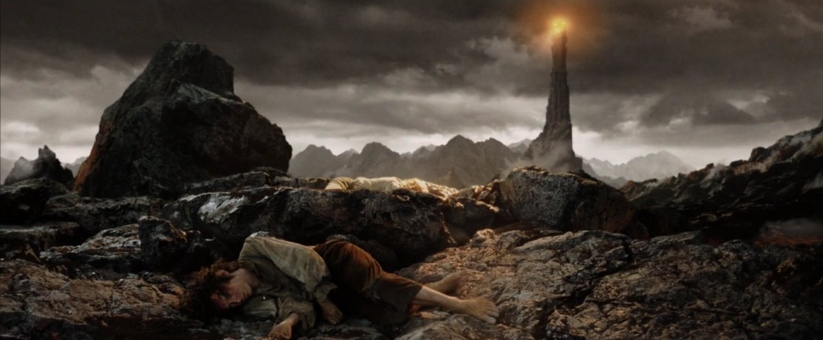 фродо ородруин. саурон битва пяти воинств. хоббит мордор. фродо и сэм в мордоре в масках. роковая гора ородруин.