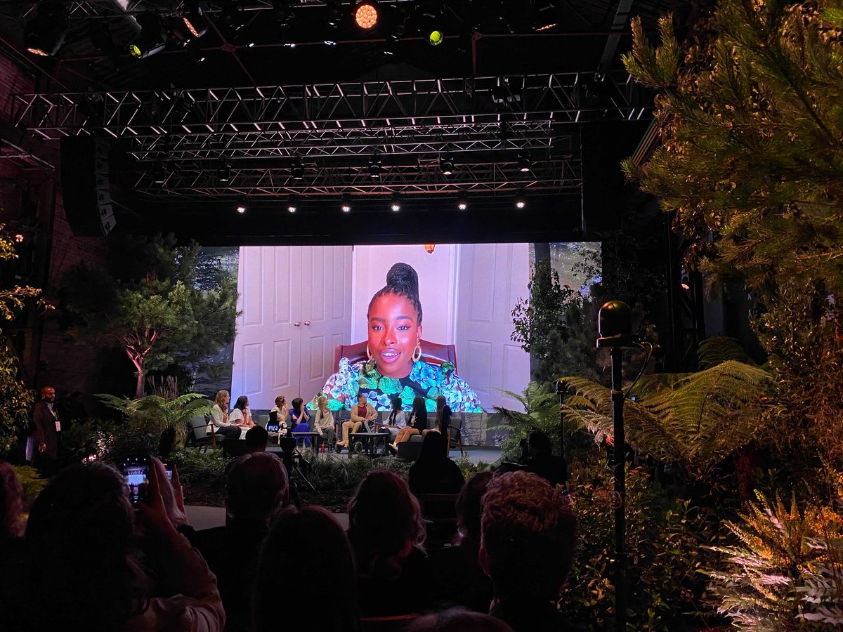 jggross's tweet image. Surprise session at #nytclimatehub with Amanda Gorman, Emma Watson, Greta Thunberg, Vanessa Nakate and a panel of young climate activists.