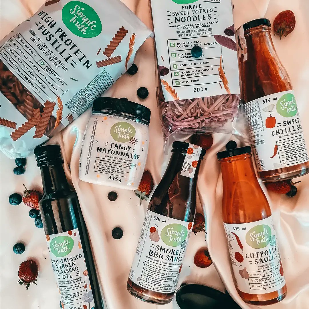 ___thenoz_m's tweet photo. The combos definitely communicate🤤🤤. Checkout these amazing products @CheckersSA
#DiscoverSimpleTruth #CheckersSimpleTruth #CheckersSouthAfrica @Beauty_Bulletin and @BrandAdvisorSA https://t.co/D8GrzjRKsI