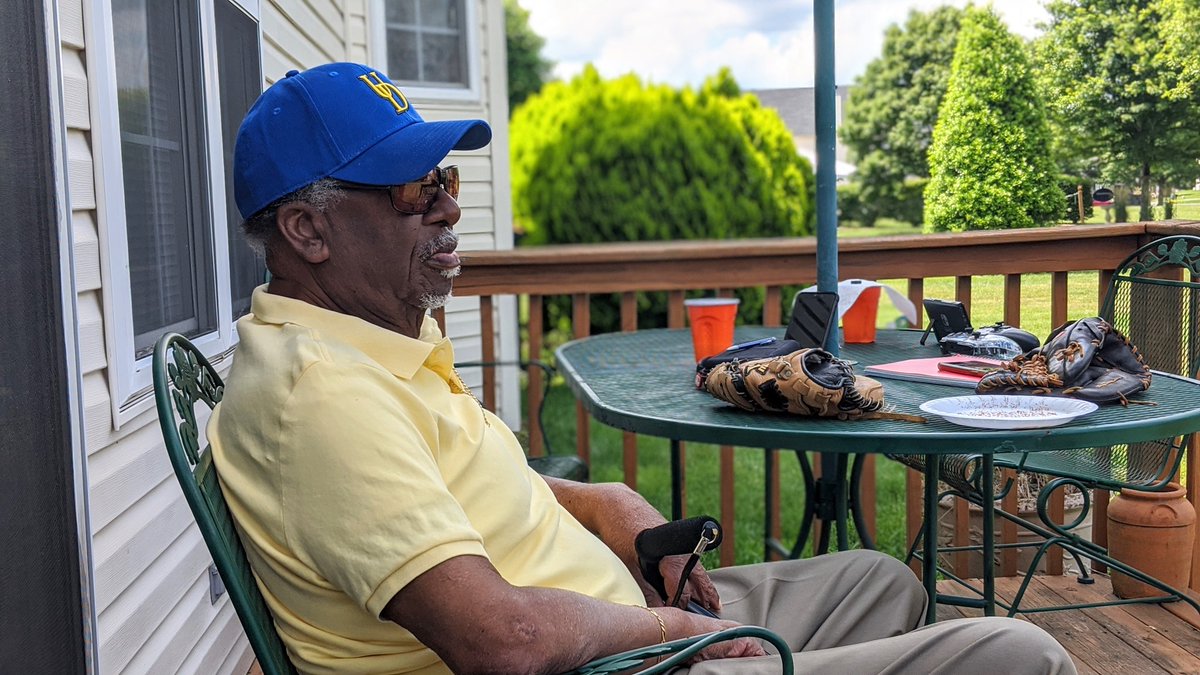 ApostleFrank's tweet photo. Got to see this incredible Man one last time on yesterday... Ya'll don't understand, this was "Mah Dude!!!" #RestEasyPops #MissYouMuch https://t.co/6n3xKFXrKA