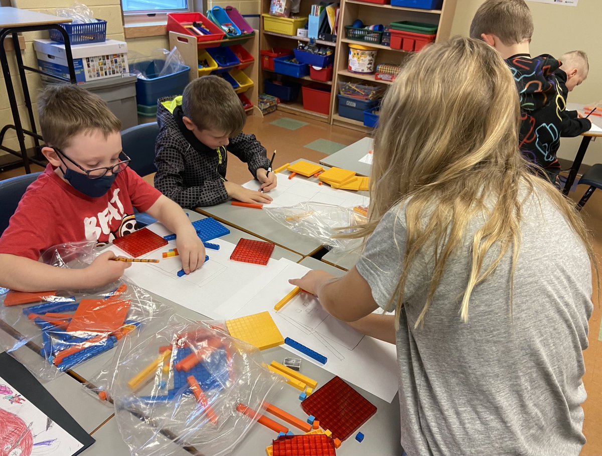 Burt412's tweet photo. Base Ten Robots! ⁦@paradiseelem⁩ ⁦@NLESDCA⁩ https://t.co/W7kMc4A4O6