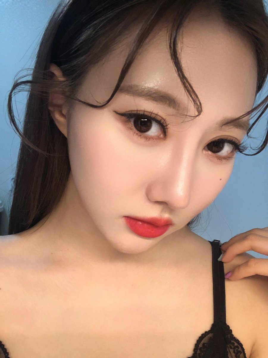 PURPLEBECK1's tweet photo. GoodNight Beckies🌙
.
.
.
#purplebeck #퍼플백 #세연 #seyeon #goodnight🌙 https://t.co/rbLYugfspQ