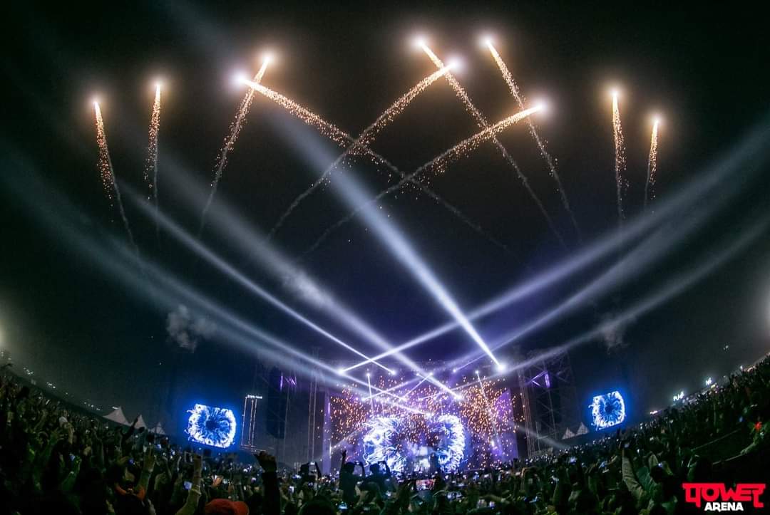 Happy Diwali everyone ✨ Sending lots of love X happiness on your way❤️