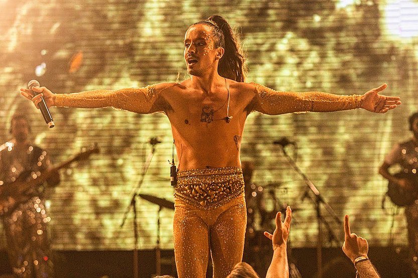 benifalcone's tweet photo. 💥 20/Nov ESTAMOS VOLTANDO! E eu faço questão de ter vocês comigo na celebração desse recomeço, agora como @TRIBOQoficial, daquele movimento lindo que se iniciou com o #Candybloco. Vamo Q vamo! Garante seu ingresso no link: https://t.co/iMYJvAZbaN https://t.co/3wOI2m2yC4