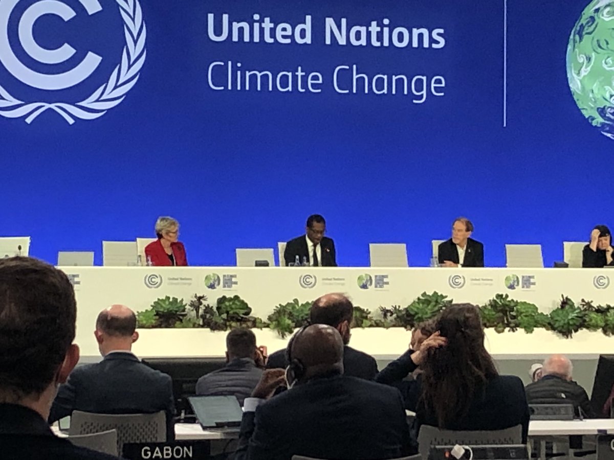 BEIS SoS Kwarteng this morning #COP26 plenary: “I’m pleased to announce today that the UK is committing £126m and £22m funding respectively to support a just and inclusive energy transition globally.”  #TransformingEnergyAccess <a href="/FCDOResearch/">FCDO Research, Science and Technology</a> #SDG7