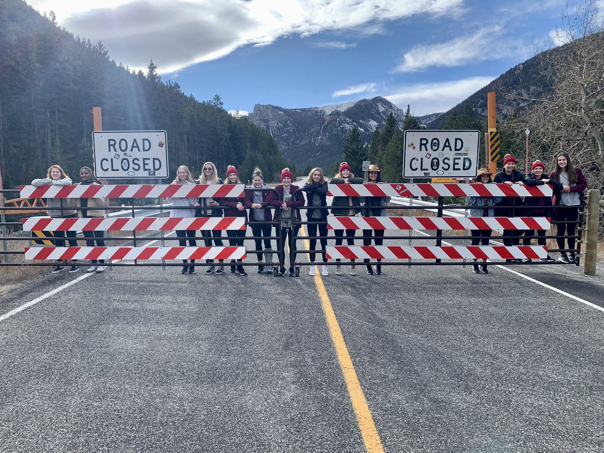 KUBearsWBB's tweet photo. Good morning from Montana! Day 1 is in the books. Practice, a long scenic drive and a great time spent in Red Lodge, MT. And of course, tons of photo opps. On to Day 2, as we continue to make memories. #KUWB💛🐻🏀 https://t.co/P2Wqt9q4E0