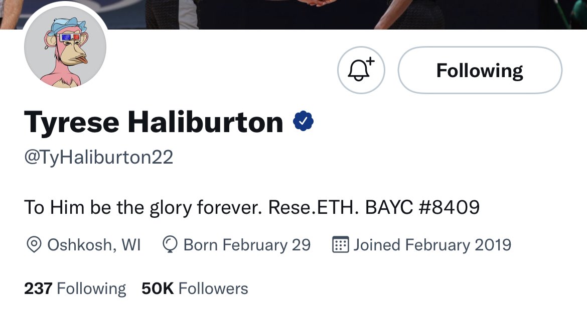 boardroom's tweet photo. Tyrese Haliburton’s sneakers last night featured Bored Ape #8409 — the NFT he bought earlier this year.

The cheapest @BoredApeYC is currently worth over $140,000 USD.

This is how you flex in 2021. https://t.co/BNUjCYQGdt