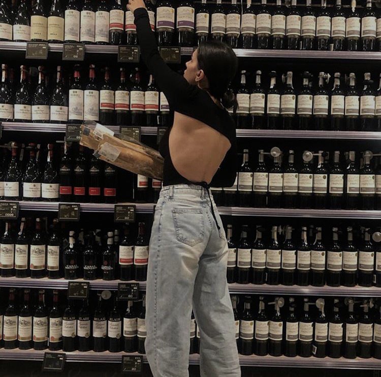 pradavante's tweet photo. my kind of section in supermarket https://t.co/Ln3RPbWwDR