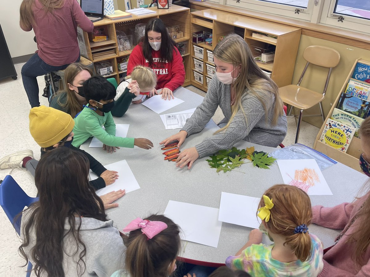 NCHSPreschool's tweet photo. Learning textures by leaf rubbing with Ms Paige #fallweek #bebold203 @NCHSOFFICIAL @NCHSRedhawksCTE @Naperville203 https://t.co/HSHWjz1aRr
