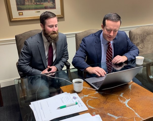 Georgia compounding pharmacists Austin Hull and Shawn Hodges prepared to meet with Senator Jon Ossoff — they’re in D.C. as part of the Alliance for Pharmacy Compounding’s “Compounders on Capitol Hill” advocacy event.

https://t.co/LeJCRhYuI0 https://t.co/Rq2gIiPImQ