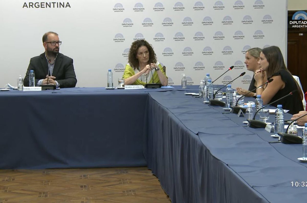 EN VIVO AHORA - youtu.be/8hBn-V3PiVM