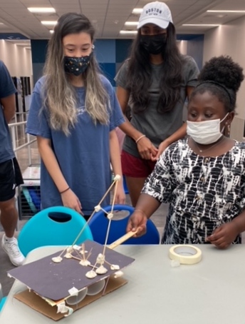 NYOScharter's tweet photo. #UTSEEK is a mentoring program in which UT students lead #engineering and #STEM related activities with students at Austin area Title 1 schools. This school year, they have been providing an extracurricular for both our Elementary and middle school students! https://t.co/6opkcL7zFb