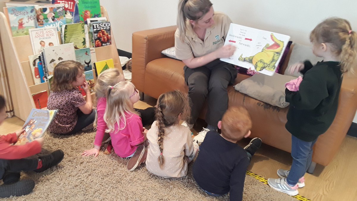 AshbridgeMaxy's tweet photo. We love it when the children choose to listen to a story even during free play time! #Squirrels #LoveReading #EYstories @NDNAtalk https://t.co/spqhLWoIGQ