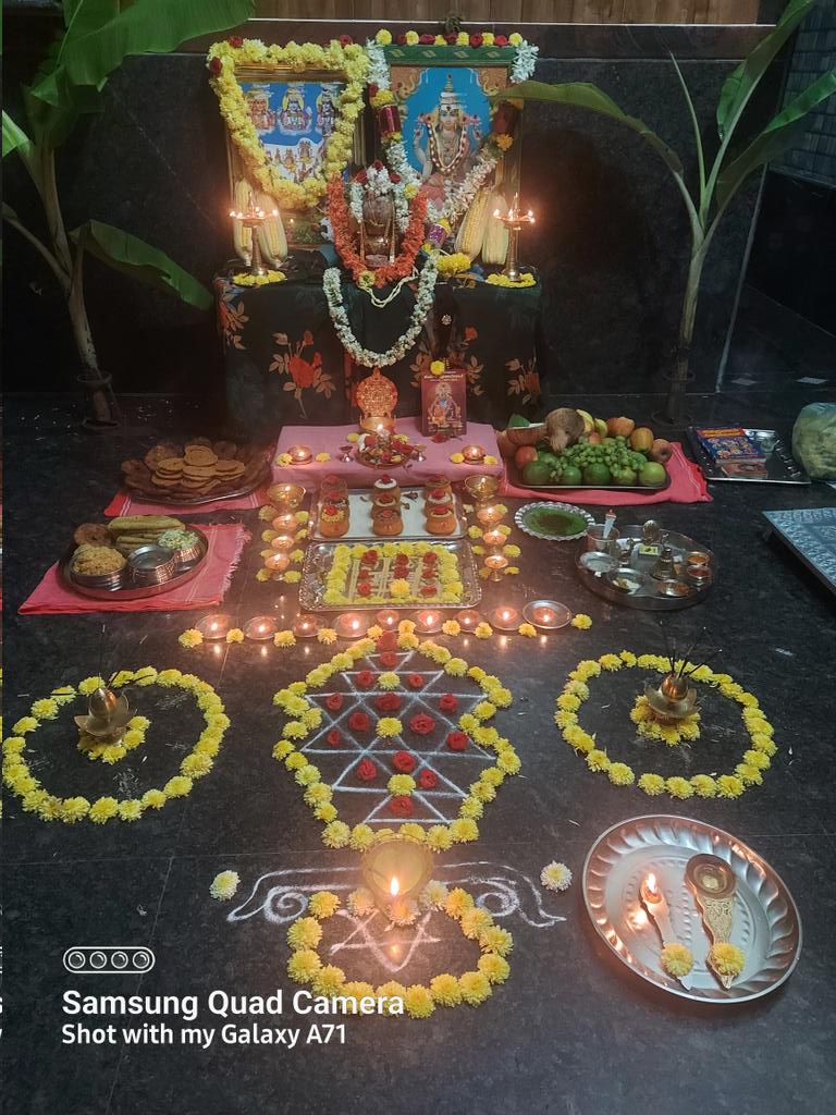 mglathamg's tweet photo. ನಮ್ಮನೆಯ #ದೀಪಾವಳಿ ಅಮಾವಾಸ್ಯೆಯ 
#ಕೇಬೇರಲಕ್ಷ್ಮೀ ಪೂಜೆ ಈಗ ತಾನೇ ಸಂಪನ್ನವಾಯಿತು. https://t.co/YlhC7rP1zt