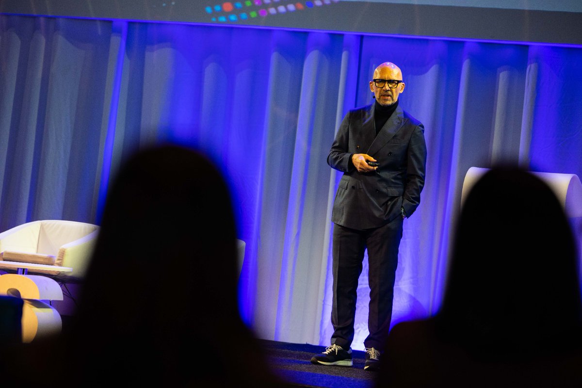 Klaus Dittrich, Chairman &amp; CEO, <a href="/messemuenchen/">Messe München</a>  GmbH currently live on stage at the #UFIcongrress in Rotterdam! "Why trade fairs are the platform of the future" <a href="/rotterdamahoy/">Rotterdam Ahoy</a>