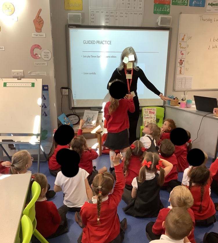 IPMATGroveLea's tweet image. Year 1 science topic this half term is ‘Our Bodies’. We started by practicing all together by labelling Miss Higgs and then moving on to do this independently in our task. #science #ourbodies