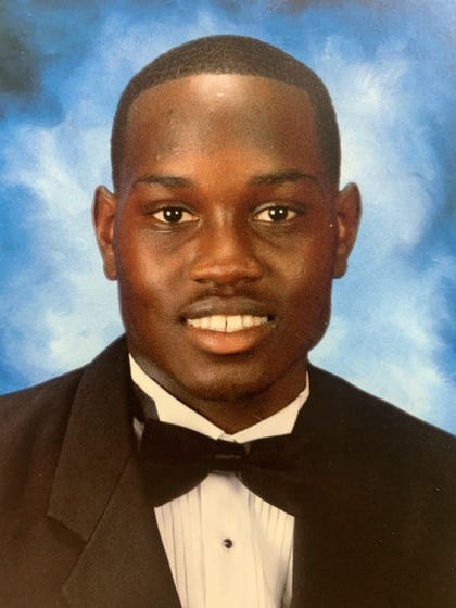 NAACP_LDF's tweet photo. A jury has been selected in the trial of the three white men accused of killing Ahmaud Arbery. The jury includes 11 white people and one Black person. 

https://t.co/nvsZxDOO4S https://t.co/yHttQyNMVA
