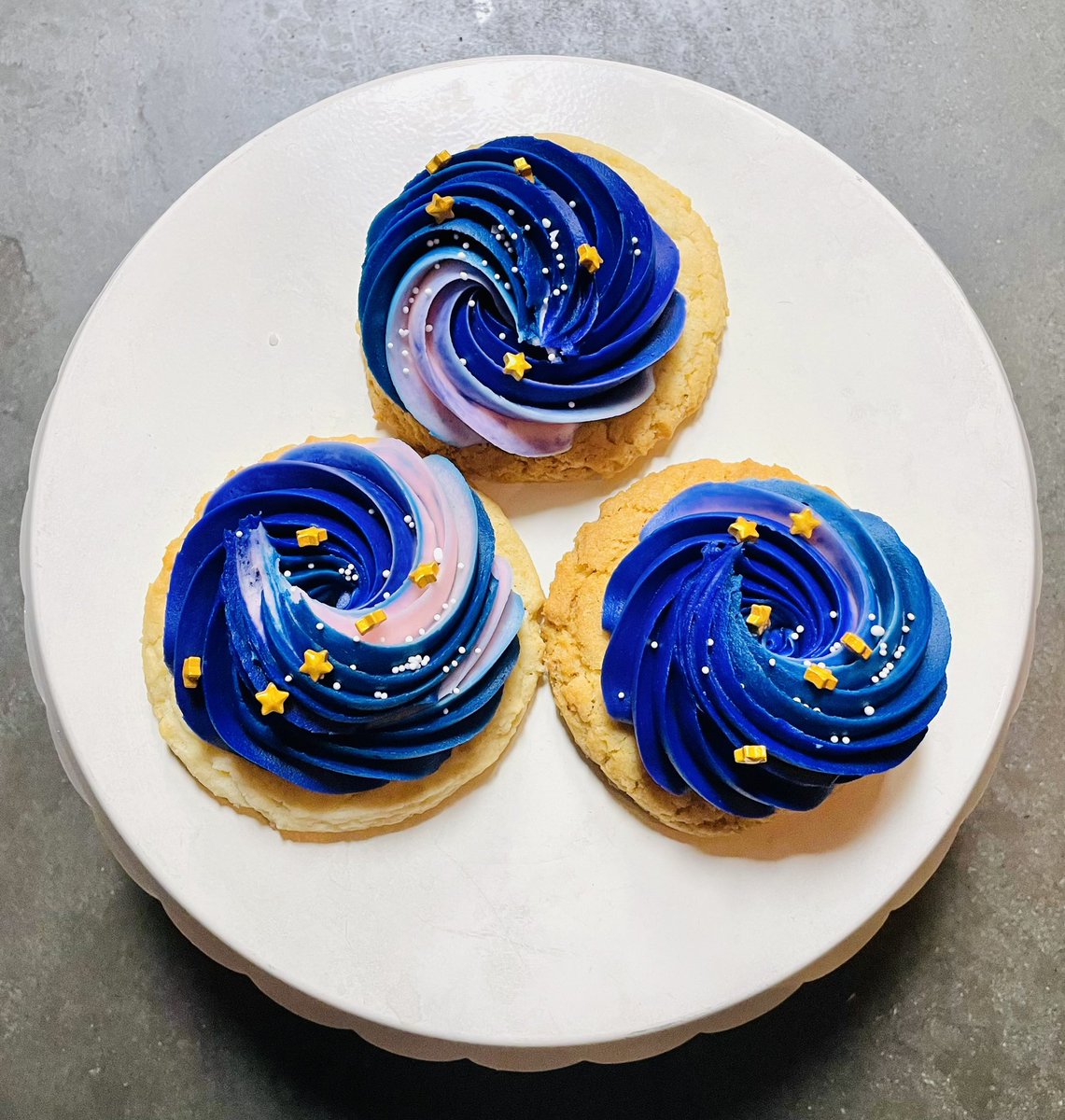 Dollar Cookies from Cupcrazed are the answer. It doesn’t matter the question because all traditional, crazy &amp; stuffed cookies are $1 all day. Cookie sandwiches are $2. *all locations #cookie #bake